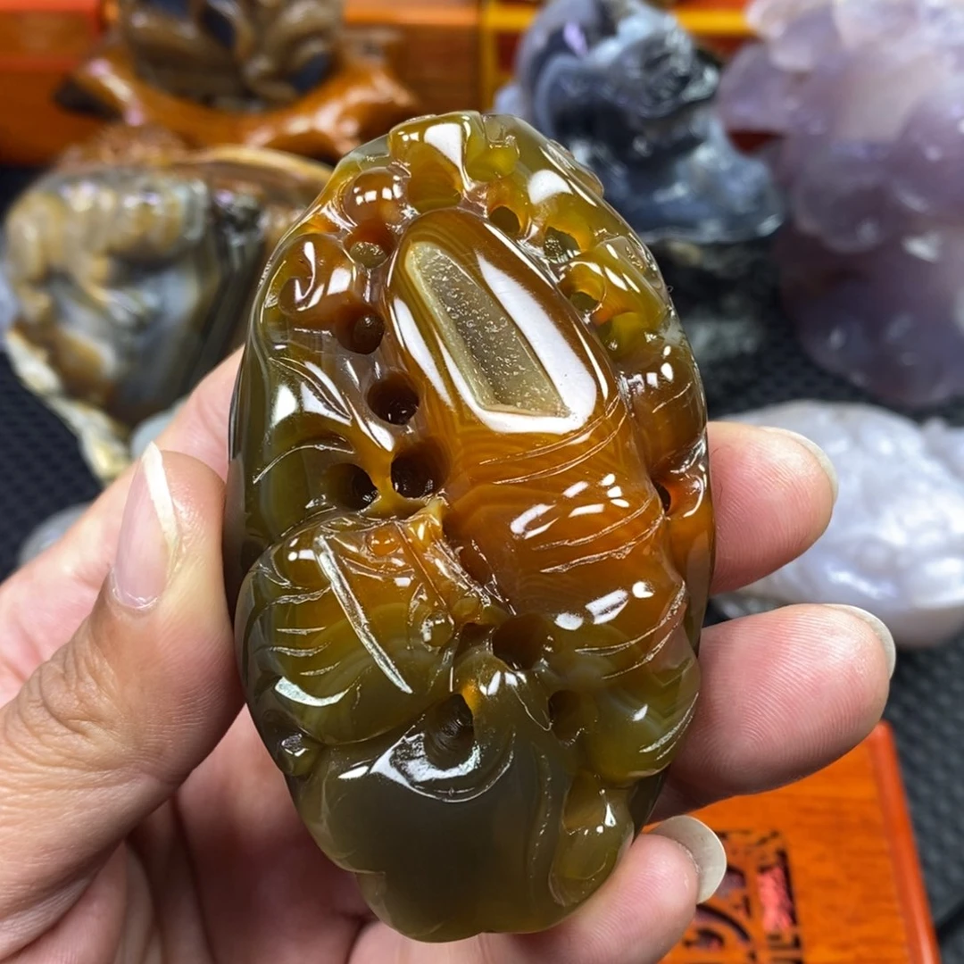 玛瑙/玉髓手把件未镶嵌兵*