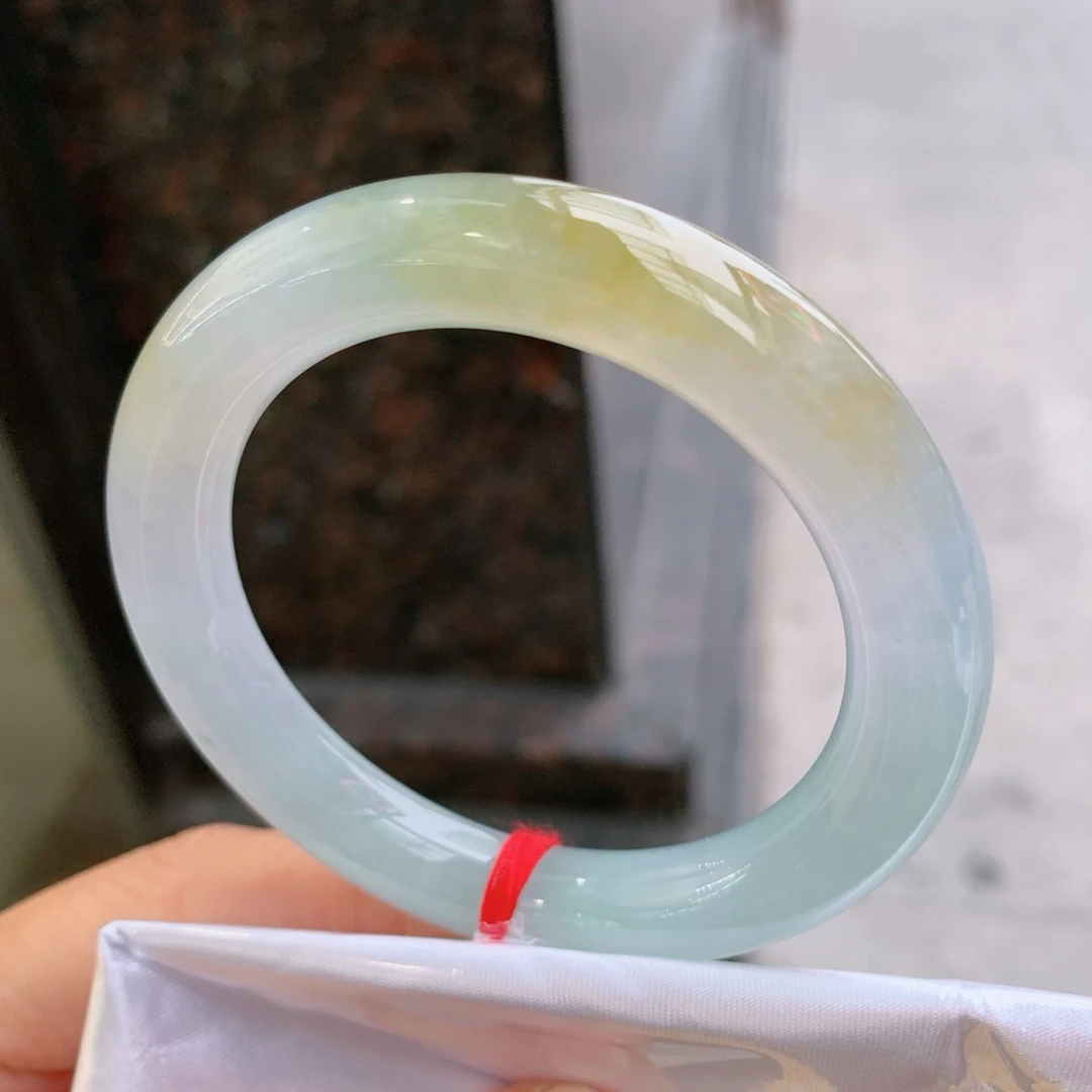 天然翡翠缅A冰种手镯，圈口51-52圆条冰黄翡 完美尺寸：51/9.6/9.8