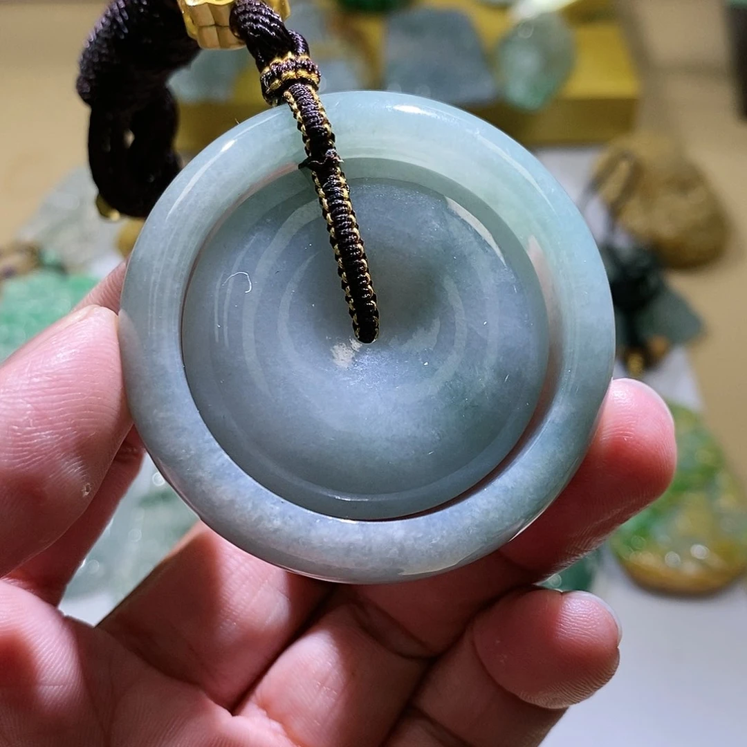 【闪购商品】翡翠颈饰未镶嵌1111111111111