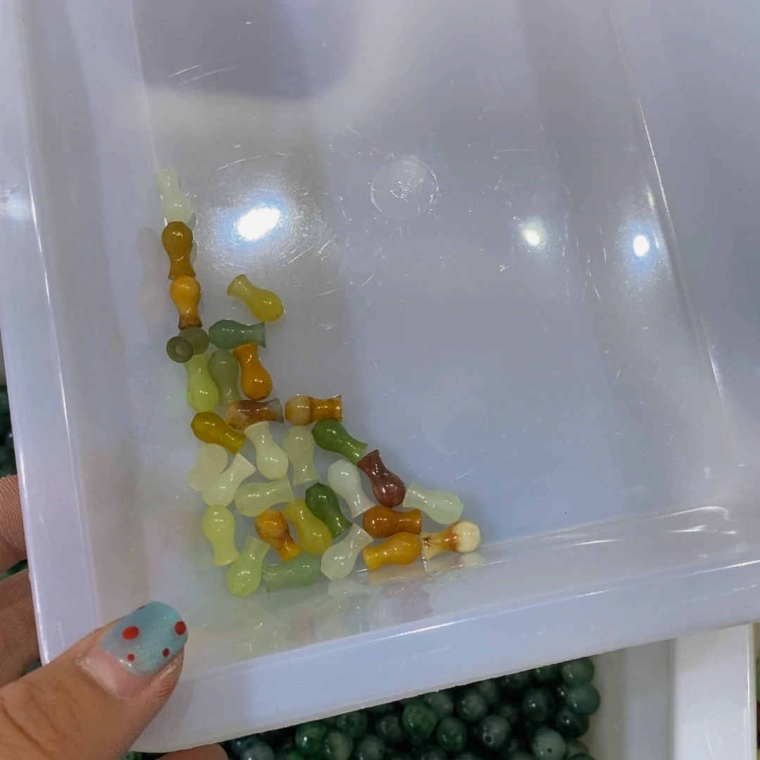 蛇纹石玉未镶嵌毛衣链104