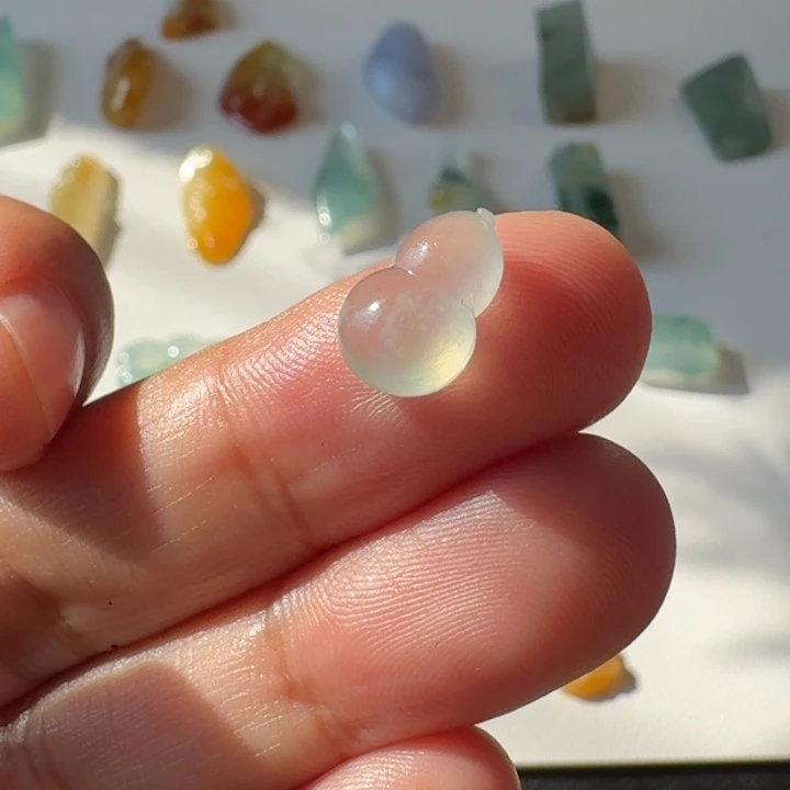 定制翡翠未镶嵌葫芦