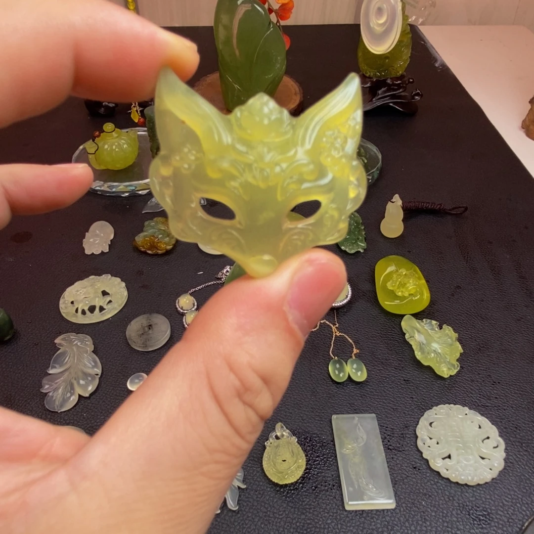 蛇纹石玉合金颈饰