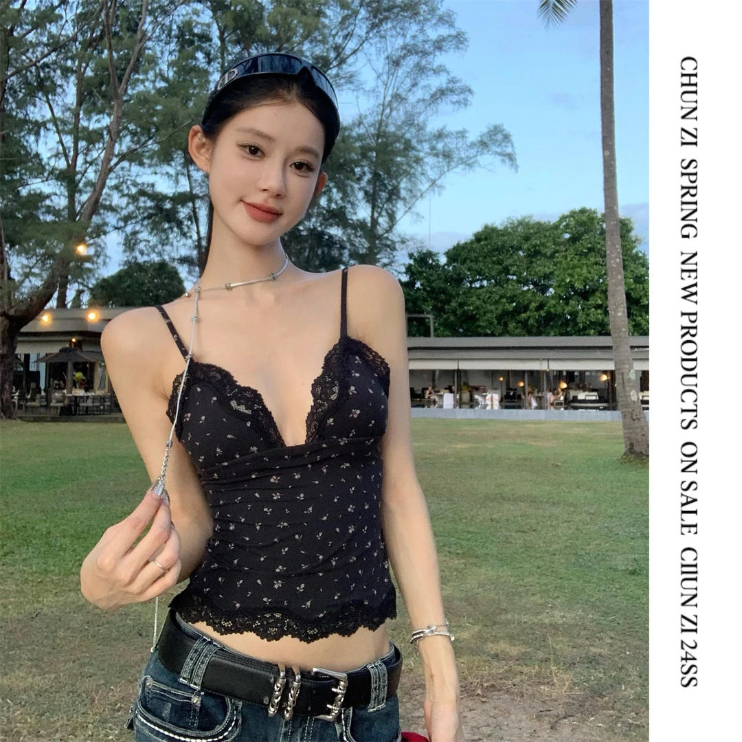 【CHUN ZI】25春夏 甜辣性感蕾丝拼接V领碎花吊带背心