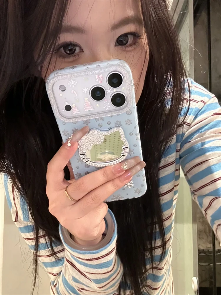 卡通闪粉蓝底镂空雪花kt猫适用iPhone17Pro手机壳苹果16pro镜面15