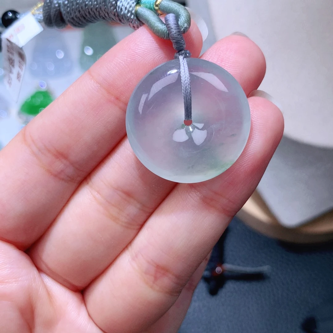 颈饰未镶嵌翡翠扣子