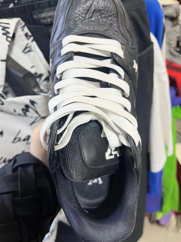 99新 LouisVuitton/路易威登 Lv黑色运动休闲鞋