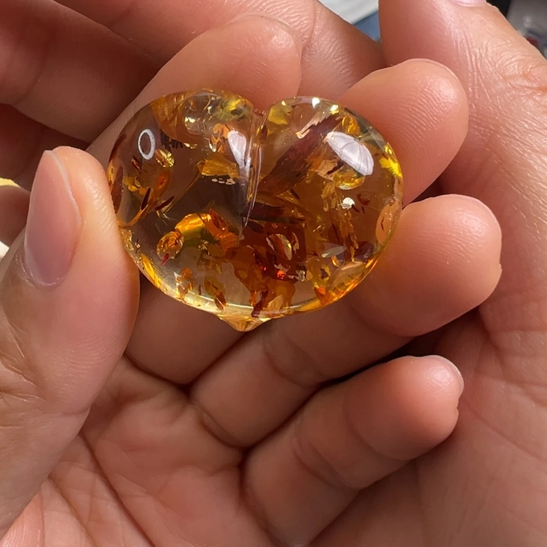 那***.琥珀未镶嵌裸石琥珀