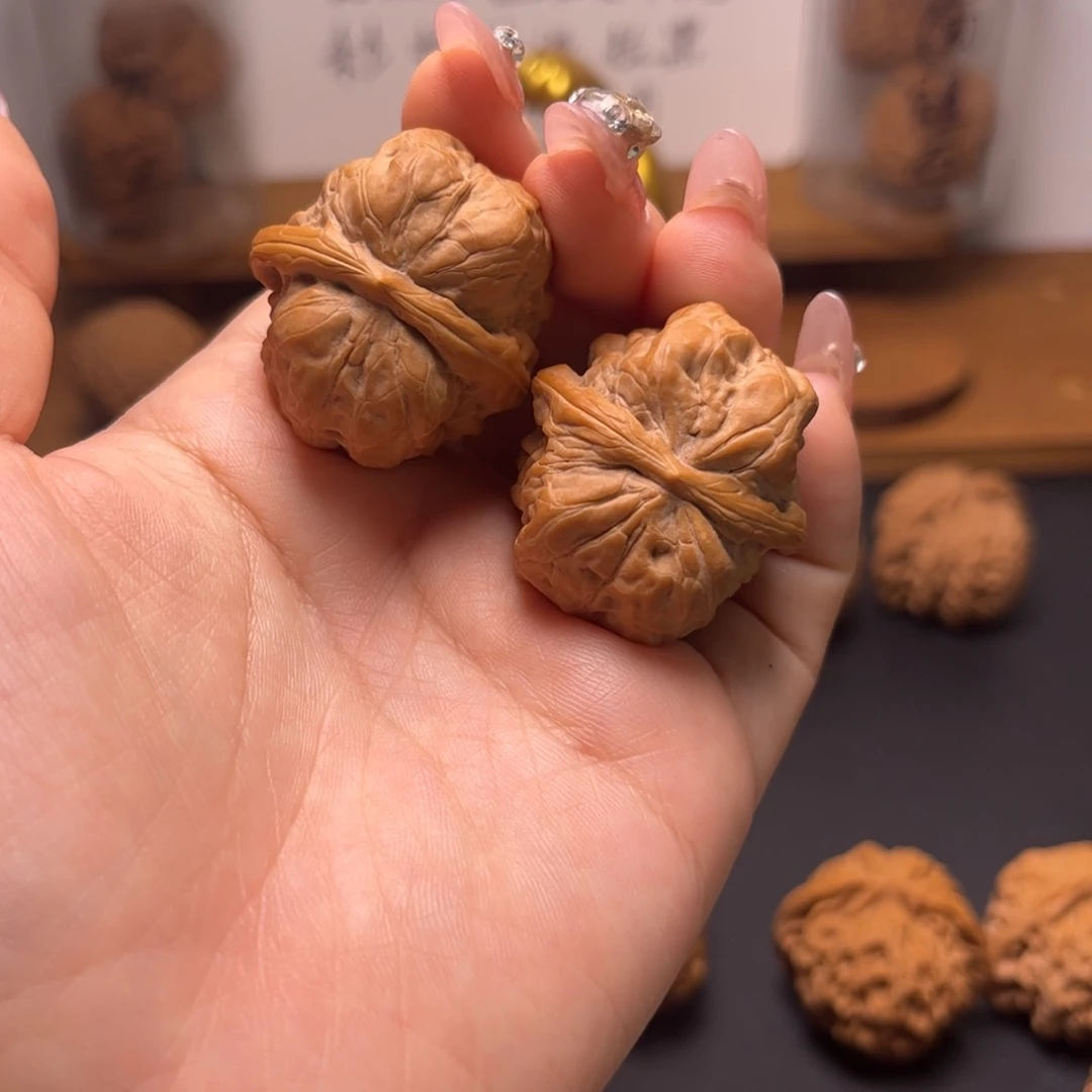 把件文玩核桃蛤蟆头小手捻32