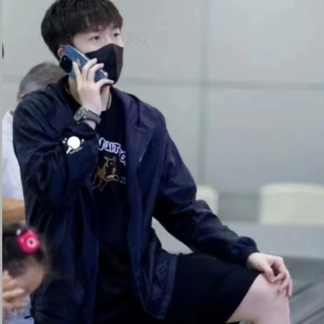 全新未使用 LouisVuitton/路易威登 3607/logo徽标双面外套/52码