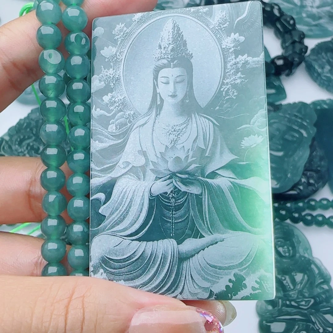 颈饰未镶嵌翡翠多样性发货天然的A货翡翠