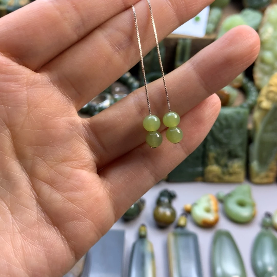 未镶嵌岫岩河磨玉（透闪石质玉）珠宝奇石一****欢