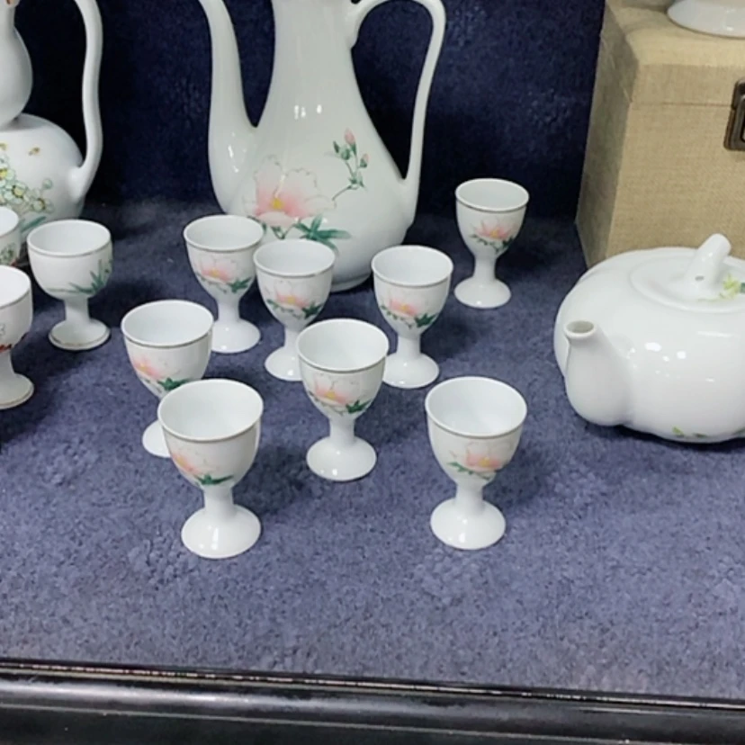 【闪购商品】瓷片天*景德镇现代工艺品