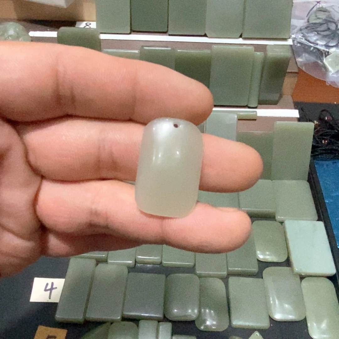 和田玉未镶嵌颈饰东**歪013