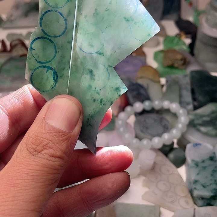 定制翡翠未镶嵌上*翡翠