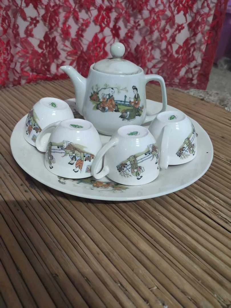 微瑕单孔三娘教子茶壶一套容量350毫升左右