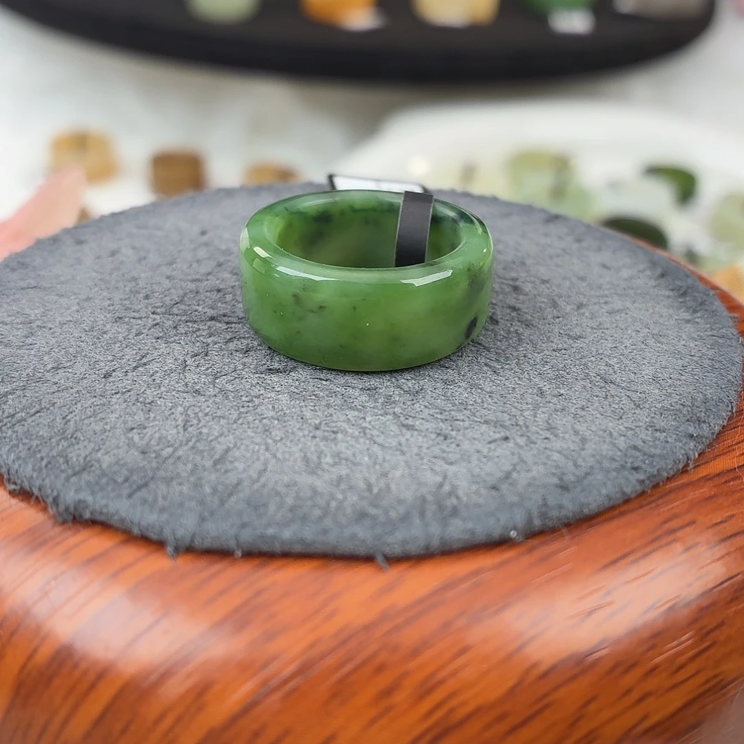 和田玉未镶嵌戒指b123碧玉圆切17.6不不退换