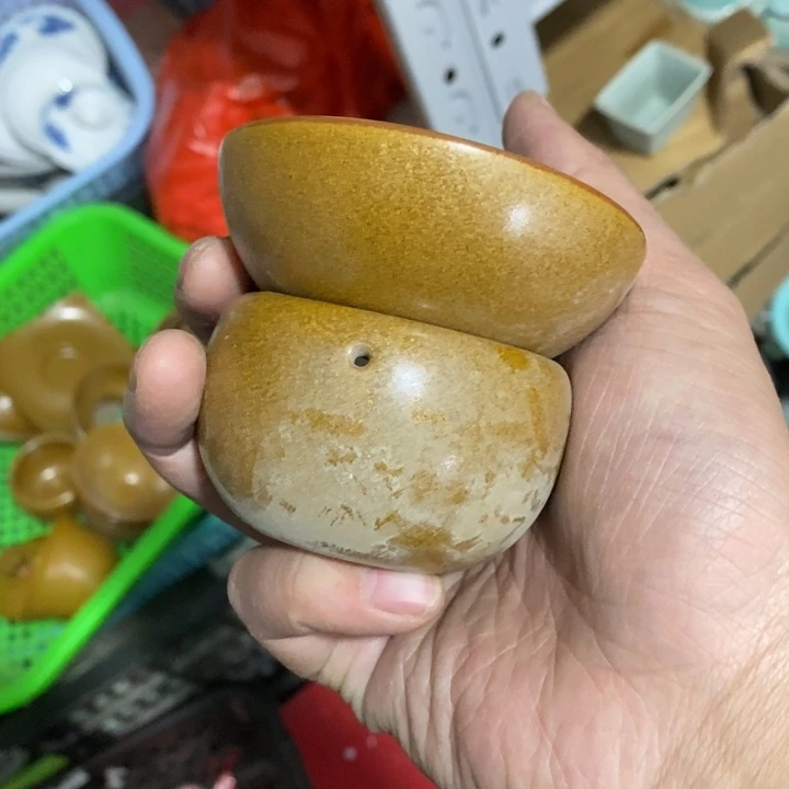 陶瓷艺术品及陶瓷壶