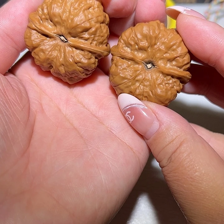 文玩核桃蛤蟆头37