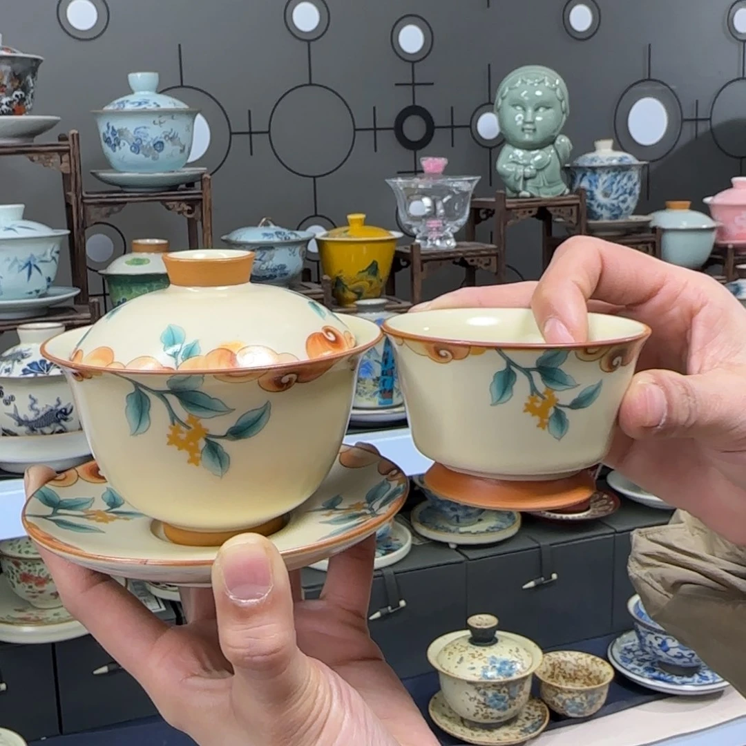 高温下的高温天气使人心情愉悦的