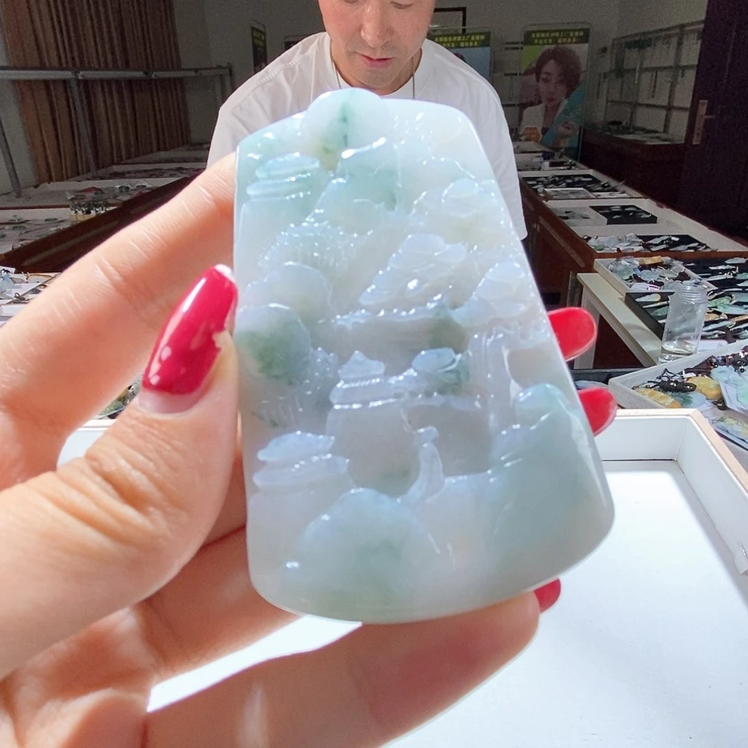 翡翠未镶嵌颈饰翡翠
