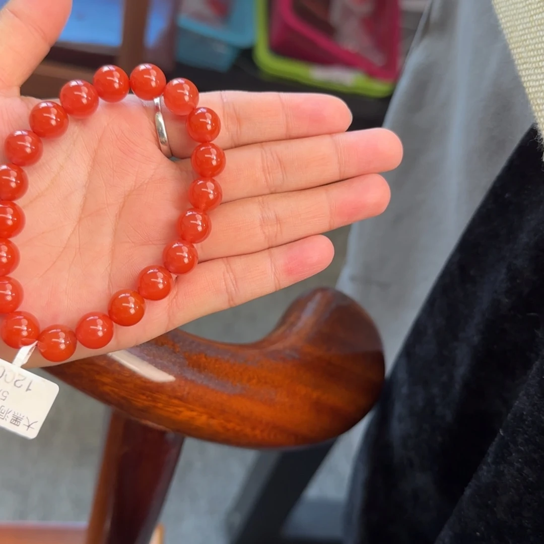 南红玛瑙手串未镶嵌原矿无优化大黑洞锦红10mm单圈