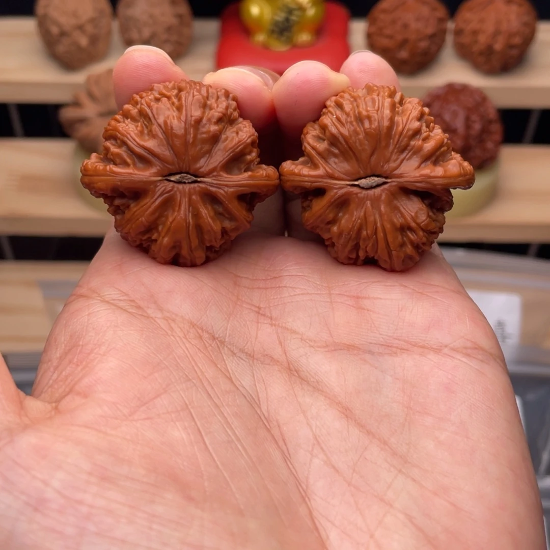 游***面把件文玩核桃37球白