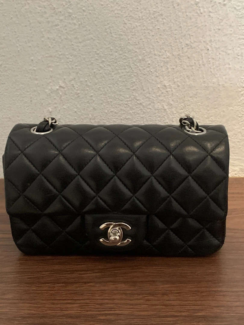 95新 Chanel/香奈儿 HIHI/黑银羊皮CF大mini 芯片款/12059733JL