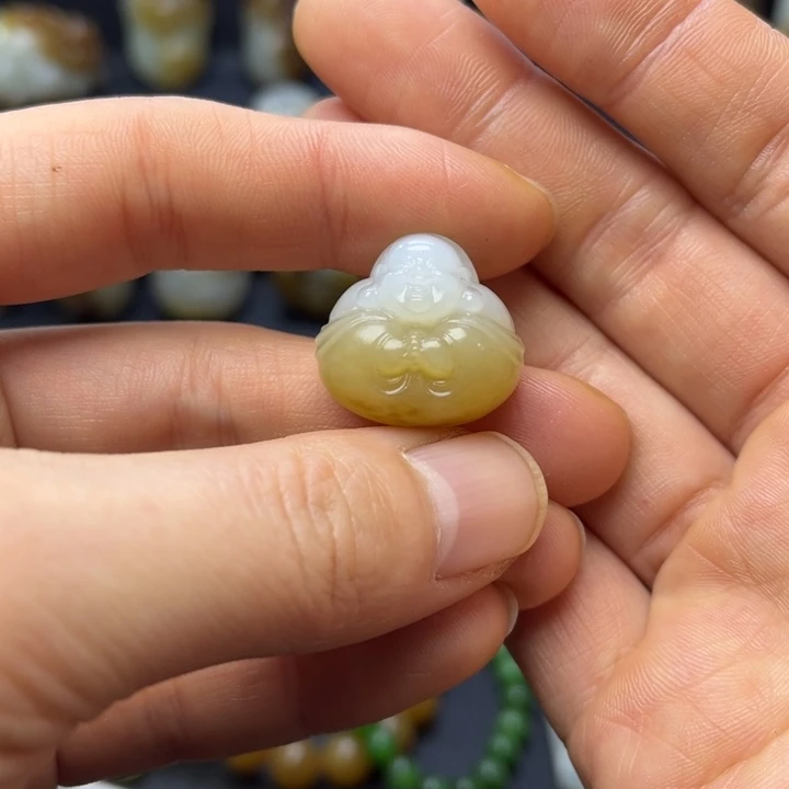 和田玉（糖玉）未镶嵌颈饰