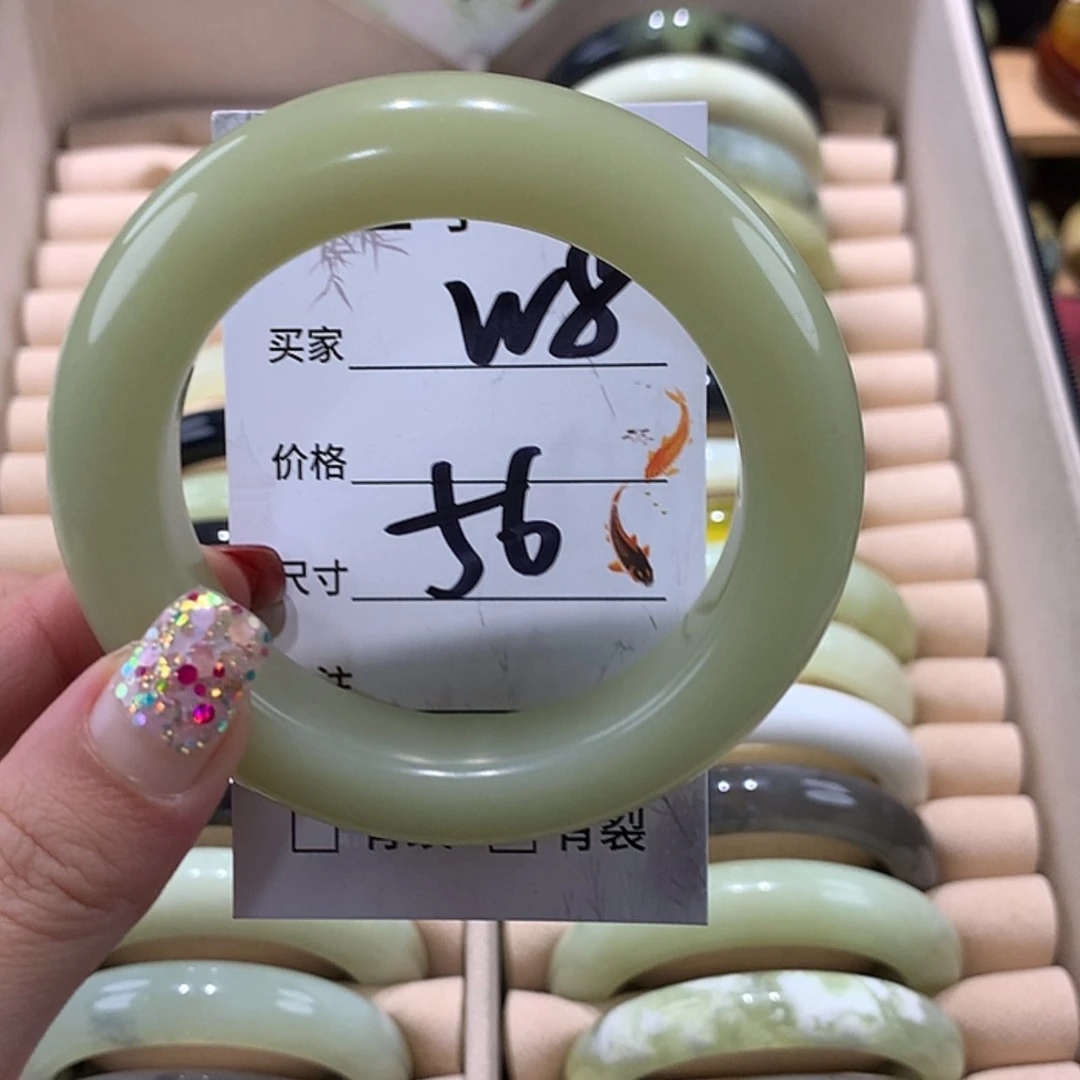 【闪购商品】蛇纹石玉手镯未镶嵌