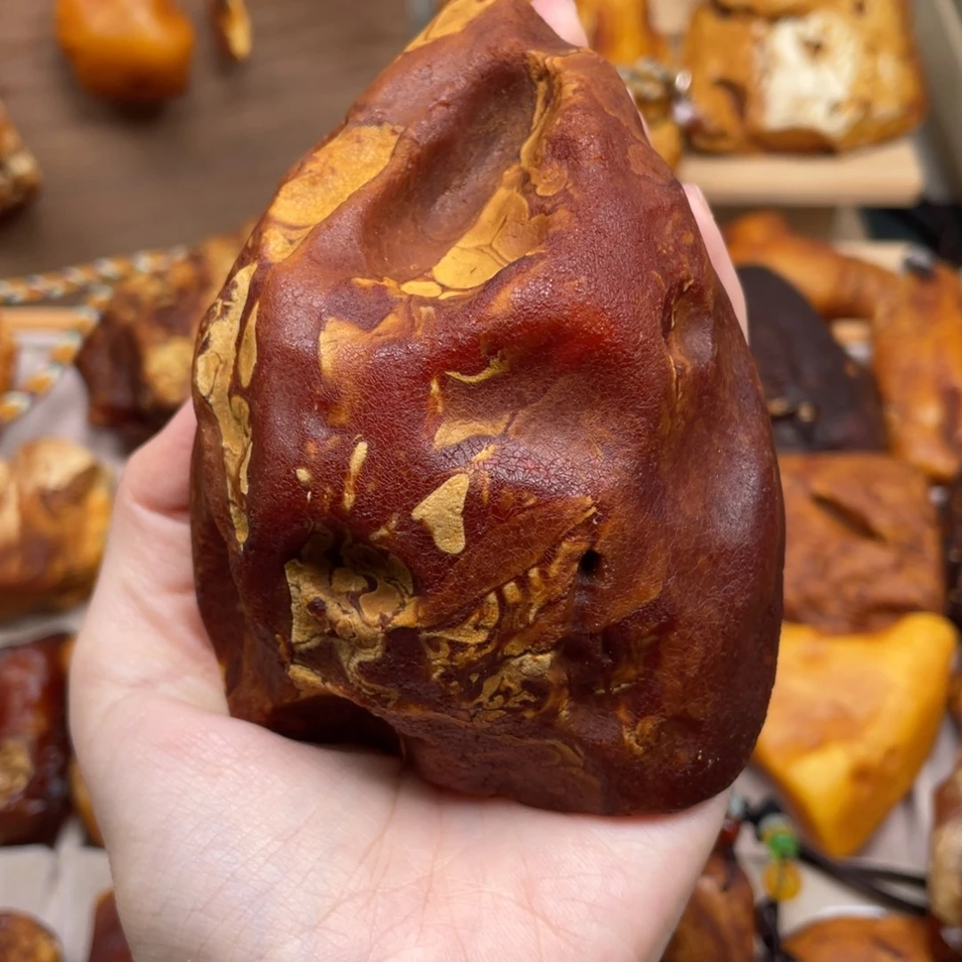 琥珀未镶嵌珠宝奇石