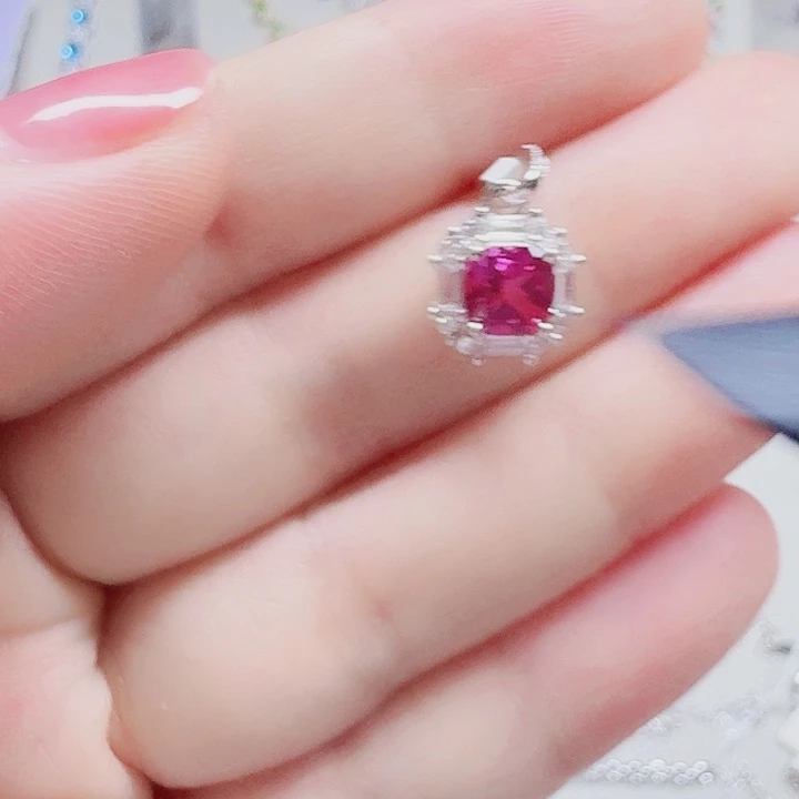 吊坠925银合成立方氧化锆