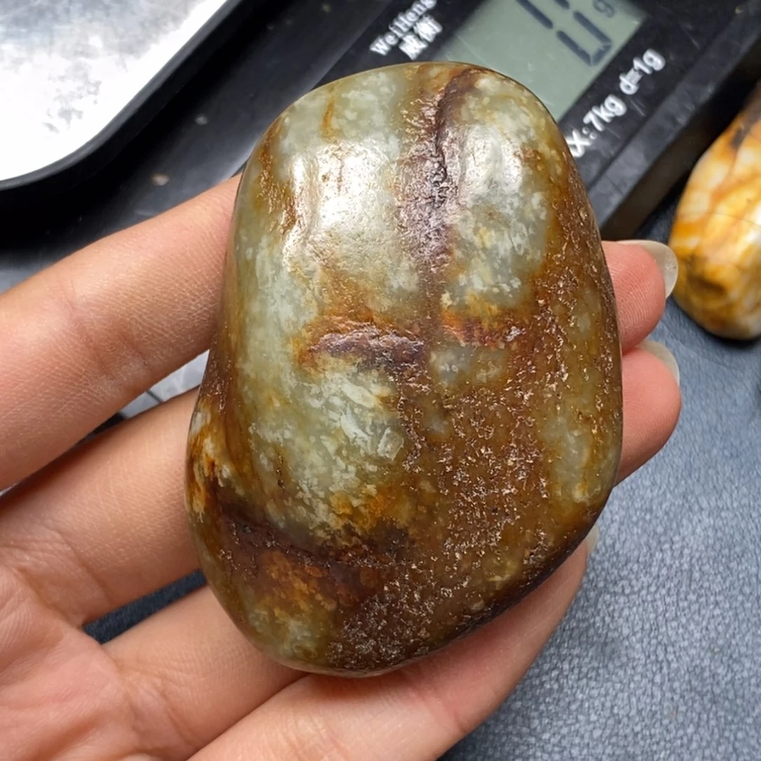 和田玉（糖玉）未镶嵌挂件
