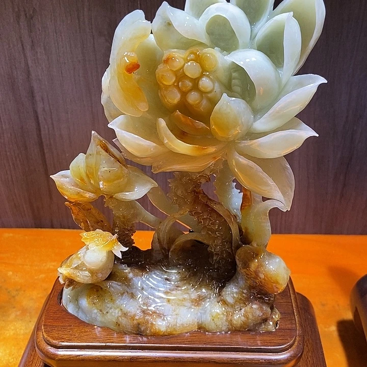 蛇纹石玉（覆膜）合金珠宝奇石