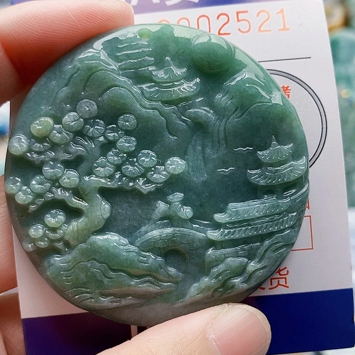 吊坠(不含链)未镶嵌翡翠