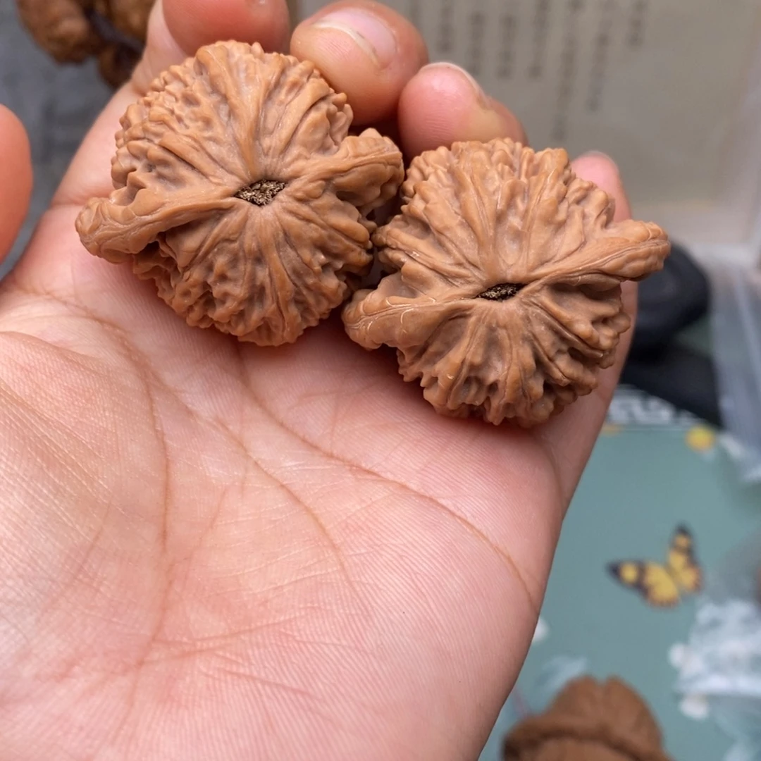 文玩核桃把件39虎头