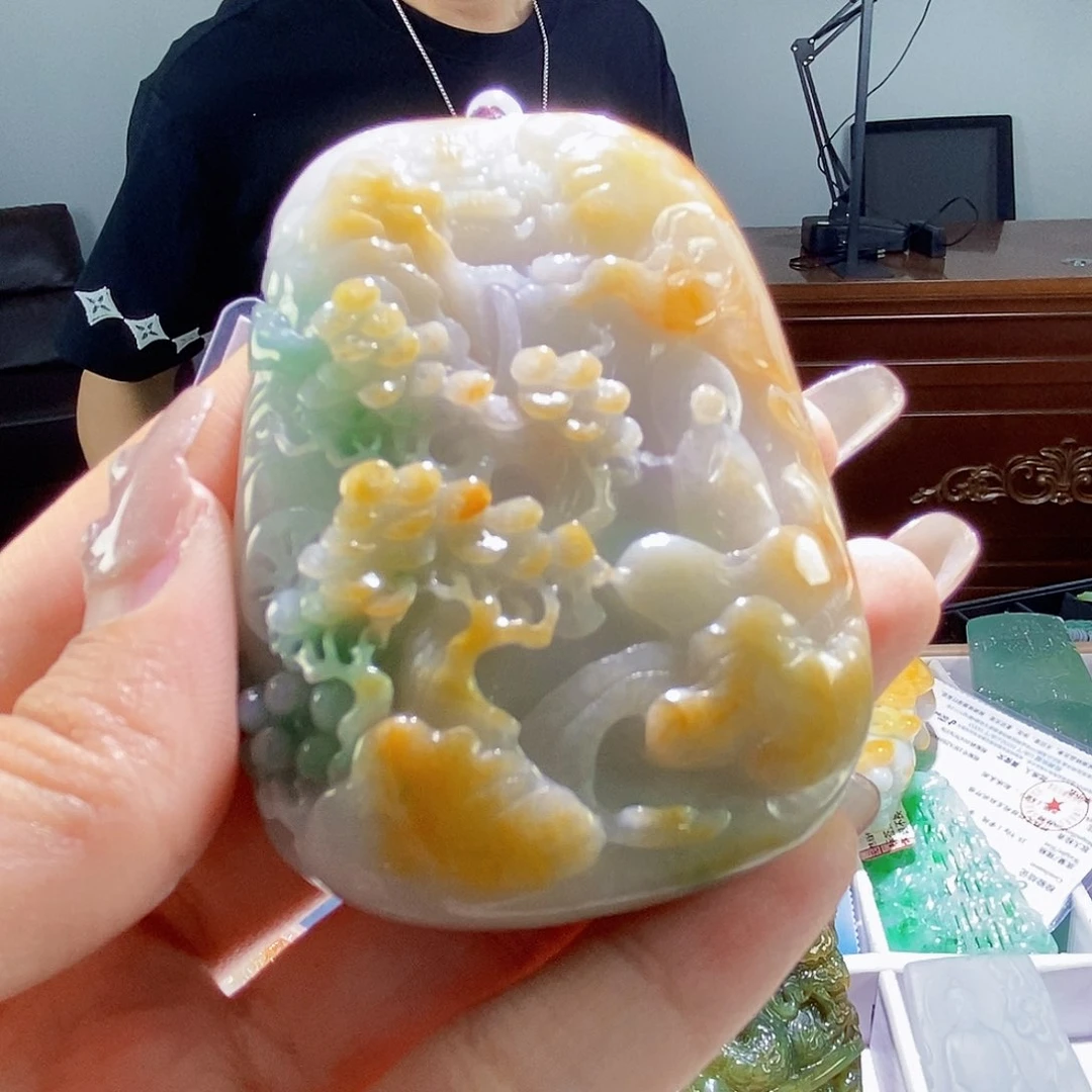 颈饰未镶嵌翡翠翡翠