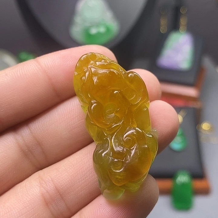 吊坠(赠链)未镶嵌翡翠