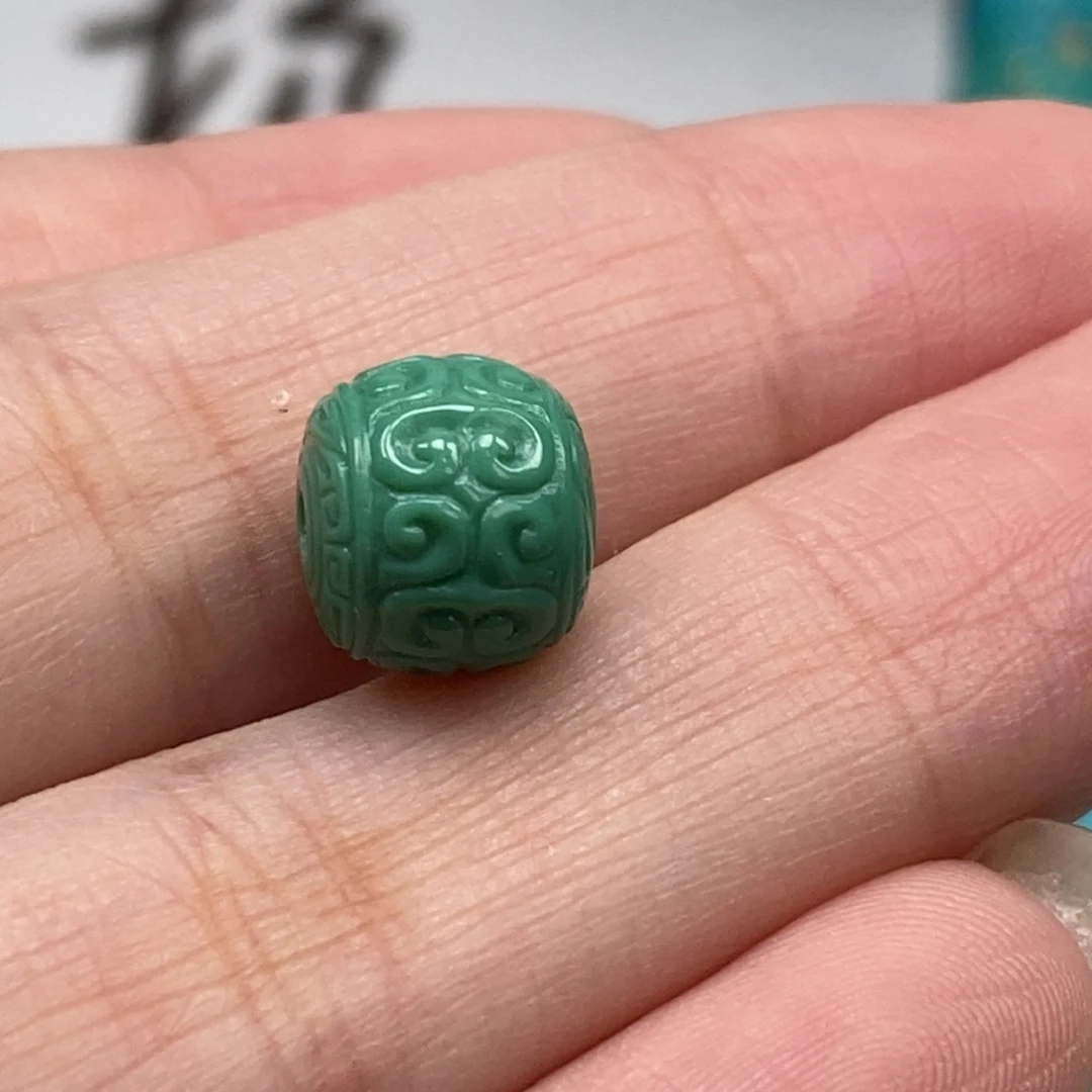 未镶嵌绿松石颈饰