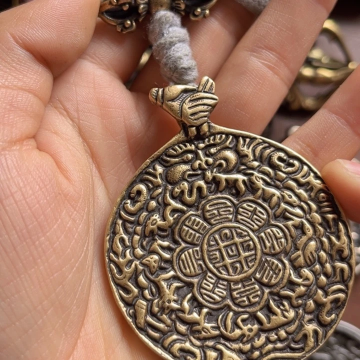 颈饰琉璃薛*喜欢的朋友