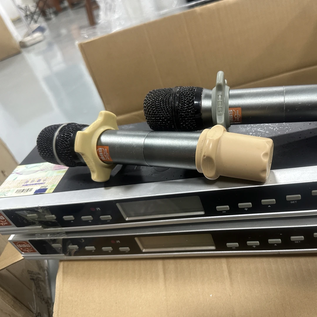 BBS无线专业高端演出麦克风舞台主持KTV家庭卡拉OK