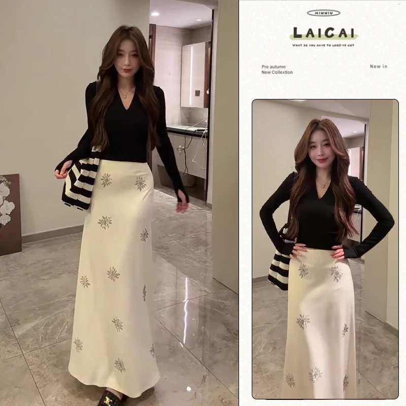 B952+B953一整套轻熟风V领修身长袖上衣百搭刺绣高腰包臀长裙