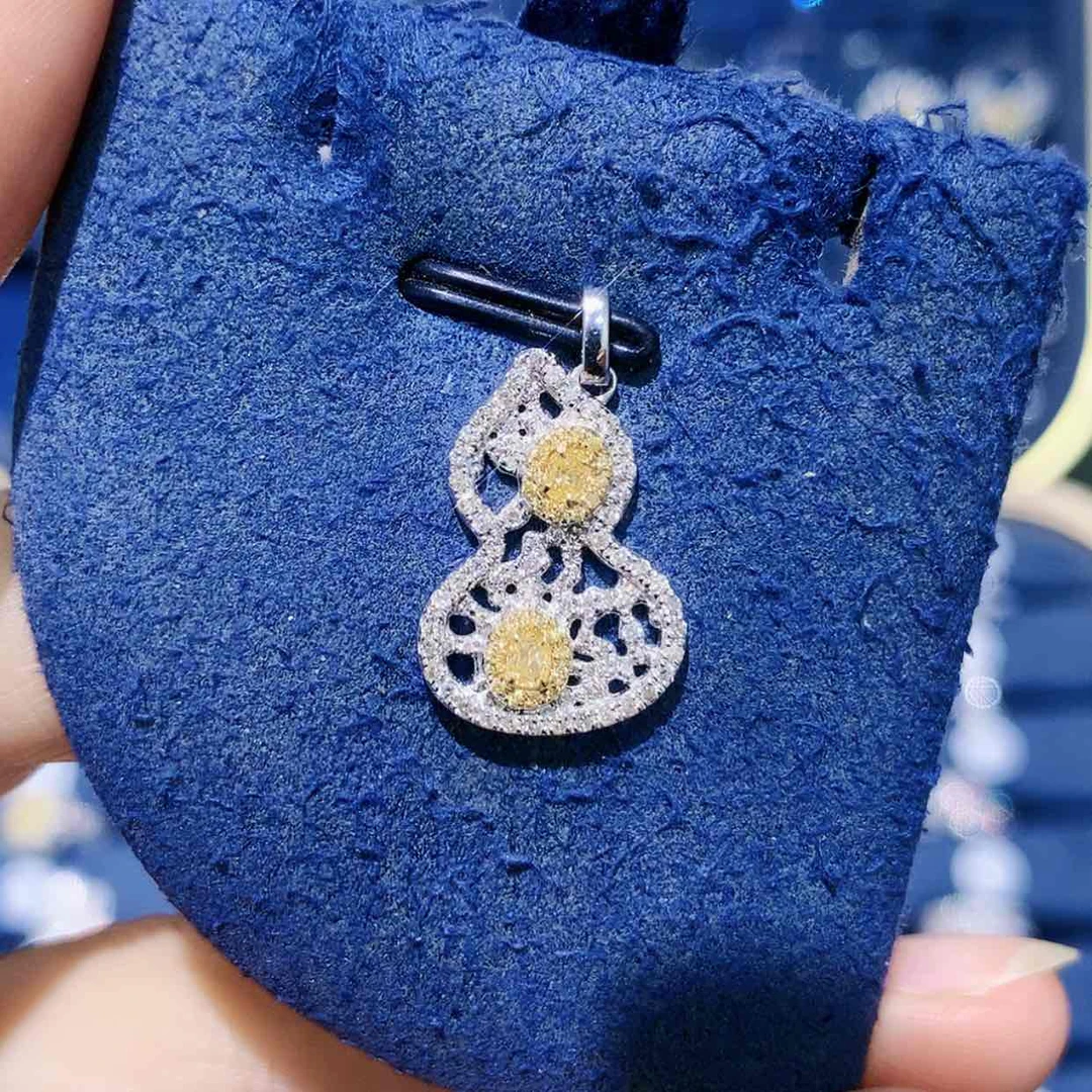 【闪购商品】吊坠(不含链)18K金镶嵌钻石黄钻葫芦吊坠