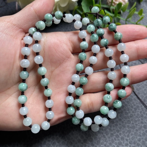 缅甸A货翡翠跳色经典圆珠6.8mm纯手工编织玉牌项链绳 周长65厘米