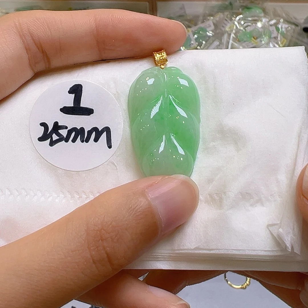 翡翠18K金镶嵌吊坠(不含链)翡翠