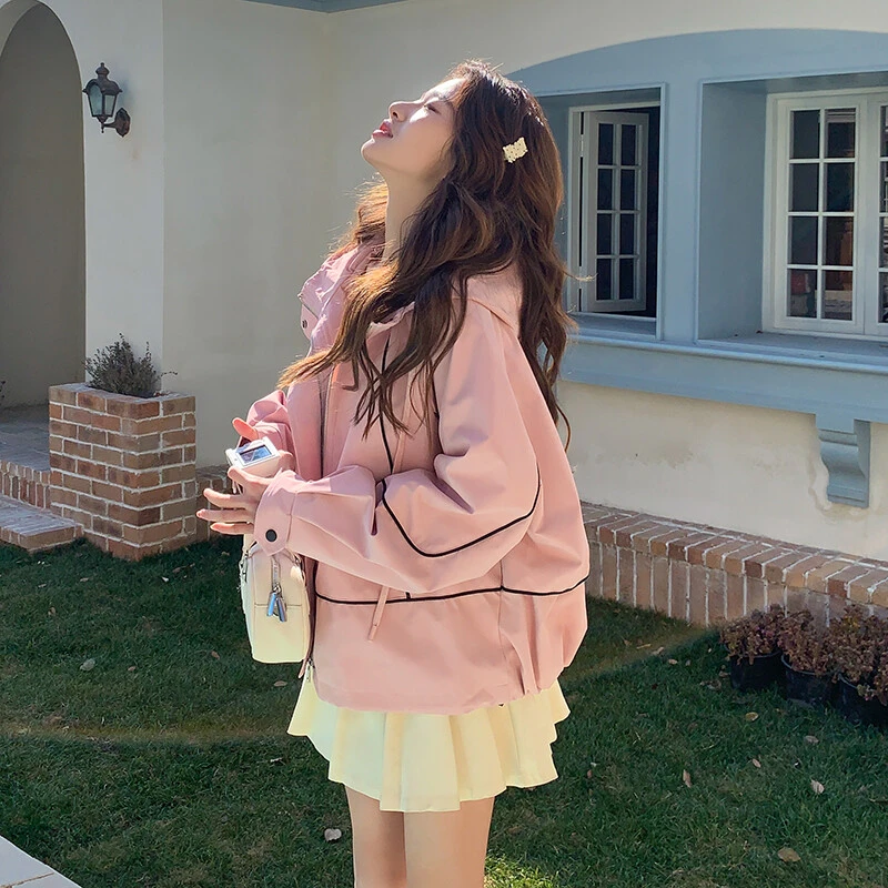 甜酷炸街粉色减龄连帽短外套女2025春季新款超火小个子休闲冲锋衣