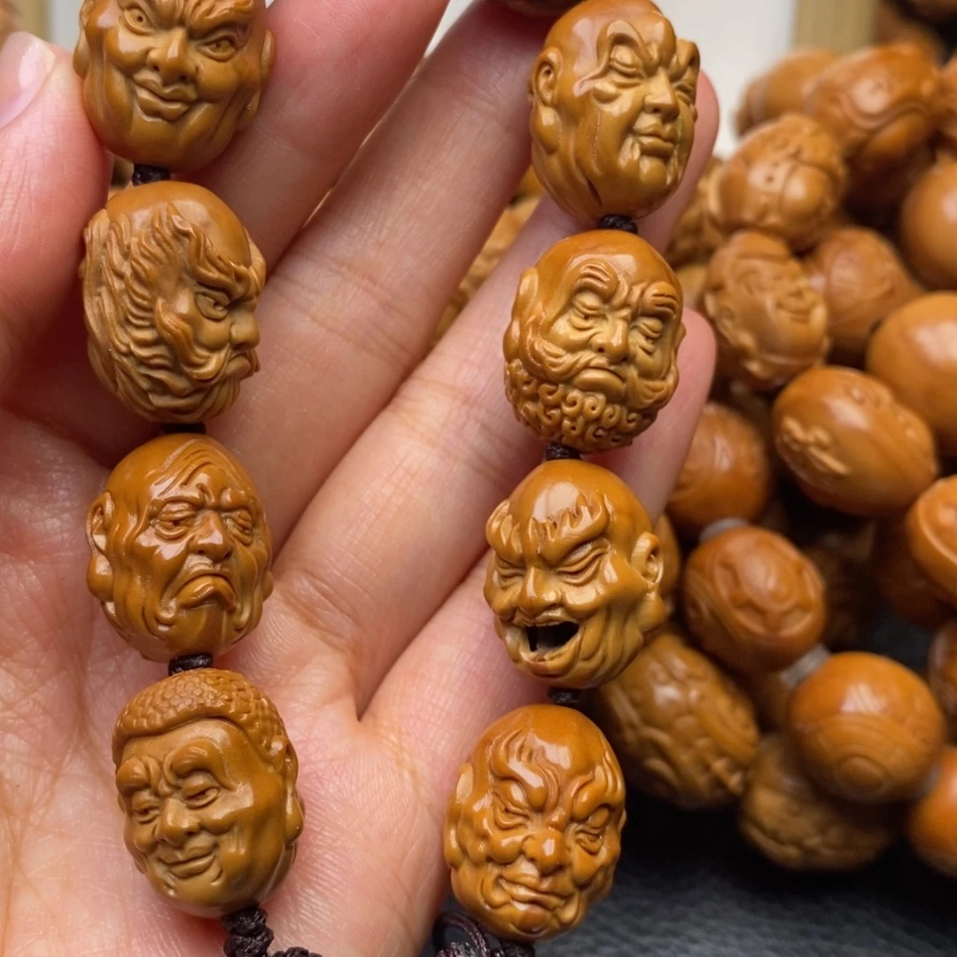 手串橄榄核十八罗汉