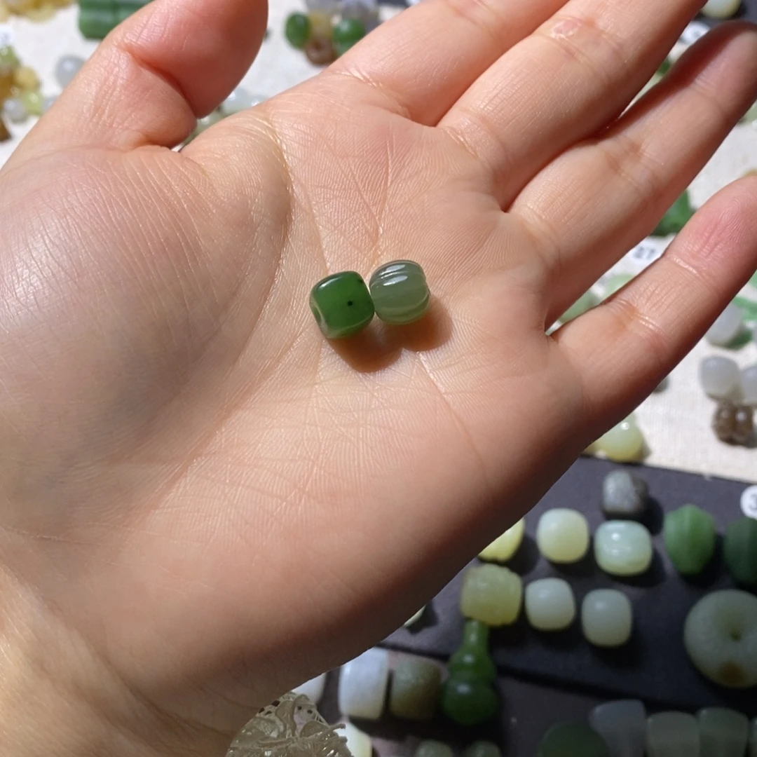 幽***草和田玉未镶嵌车挂