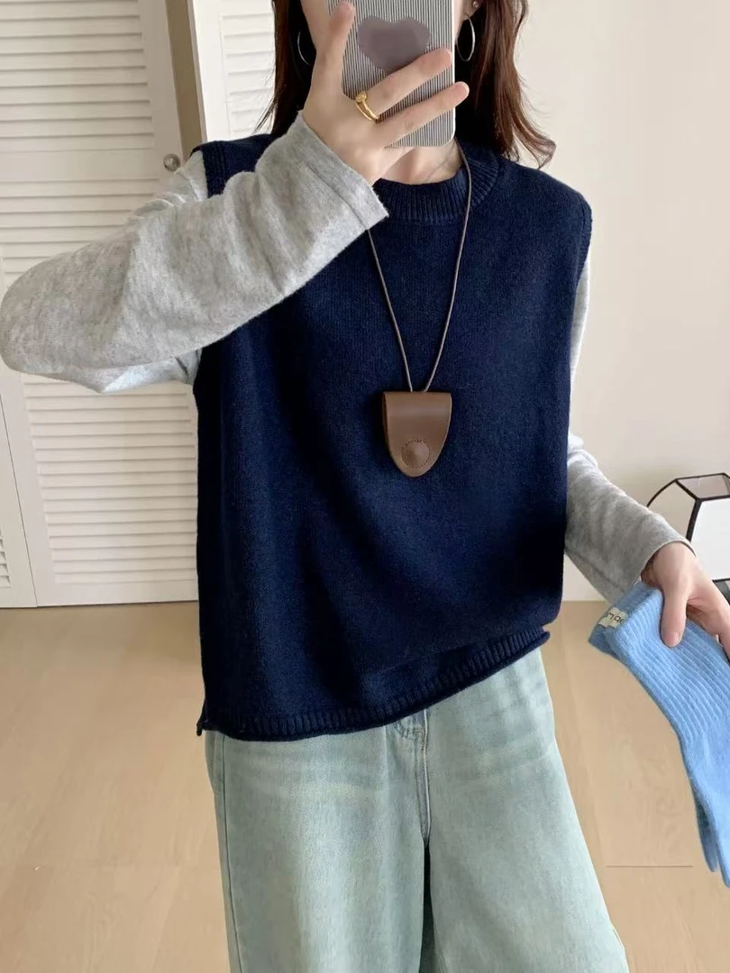 圆领针织马甲女上衣秋装新款简约前短后长宽松叠穿马夹毛衣背心