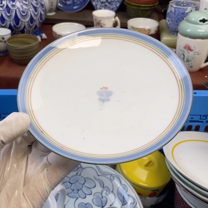 他家瓷器真美…开播了
