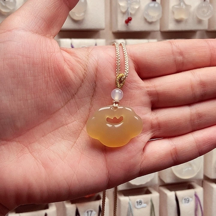 未镶嵌颈饰玛瑙/玉髓